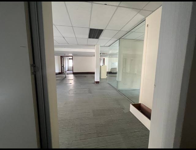 433M² OFFICE TO LET IN ILLOVO